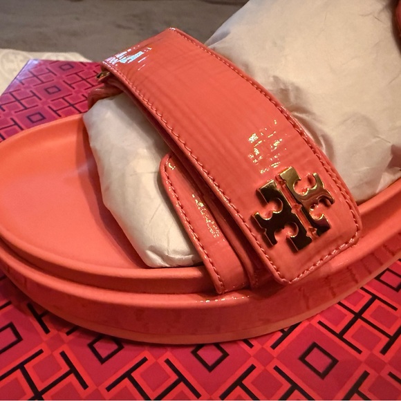 Tory Burch Pink Sandals with Gold Logo - Picture 2 of 5
